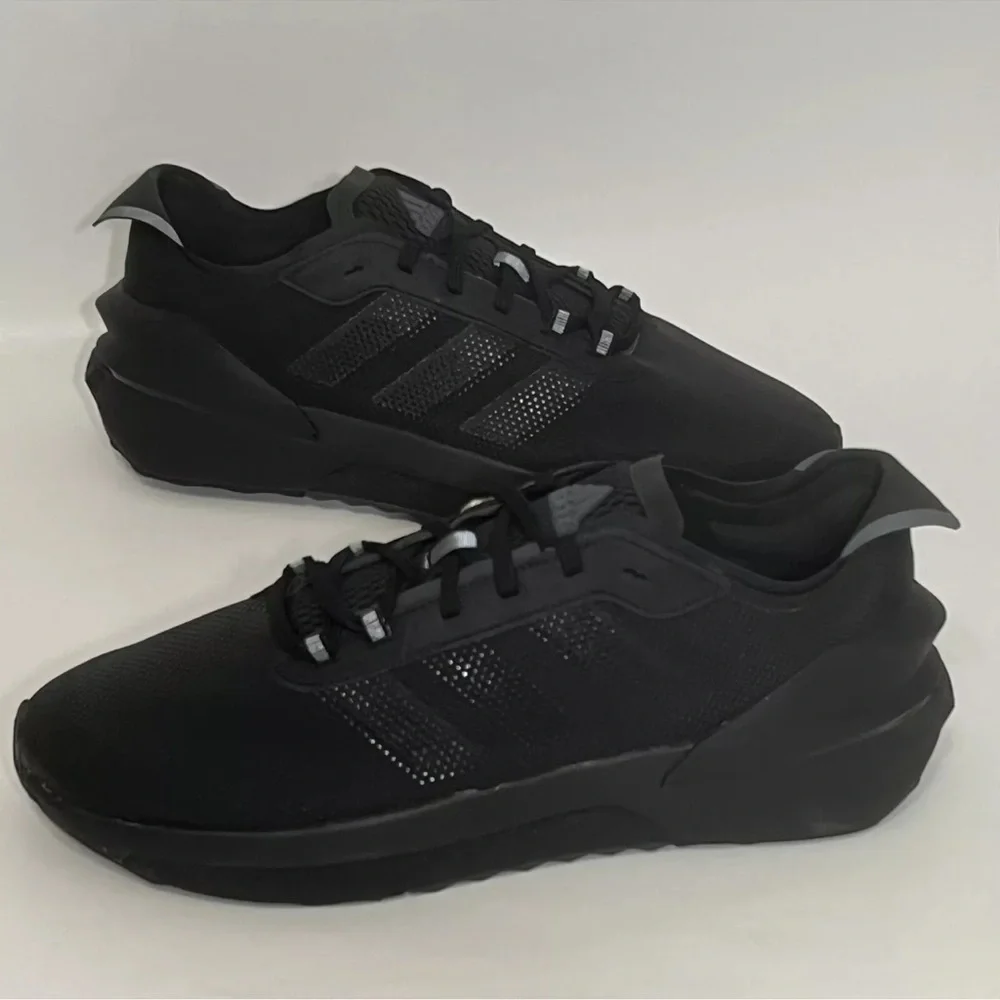 Adidas Avryn Core Black Carbon' Mesh Running Sneaker Shoes‎